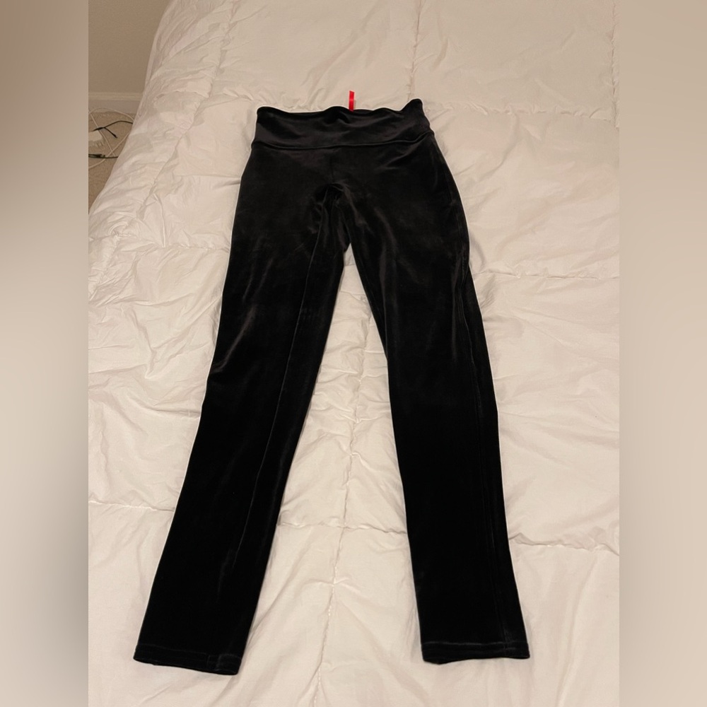 SPANX Black Velvet Leggings . Size Large